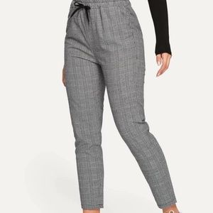 Plaid Drawstring Ankle Cut Pants